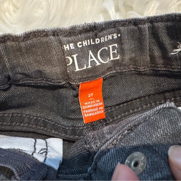 The Children’s Place Toddler Boy Dark Gray Denim Shorts Size 2T - Picture 2 of 4